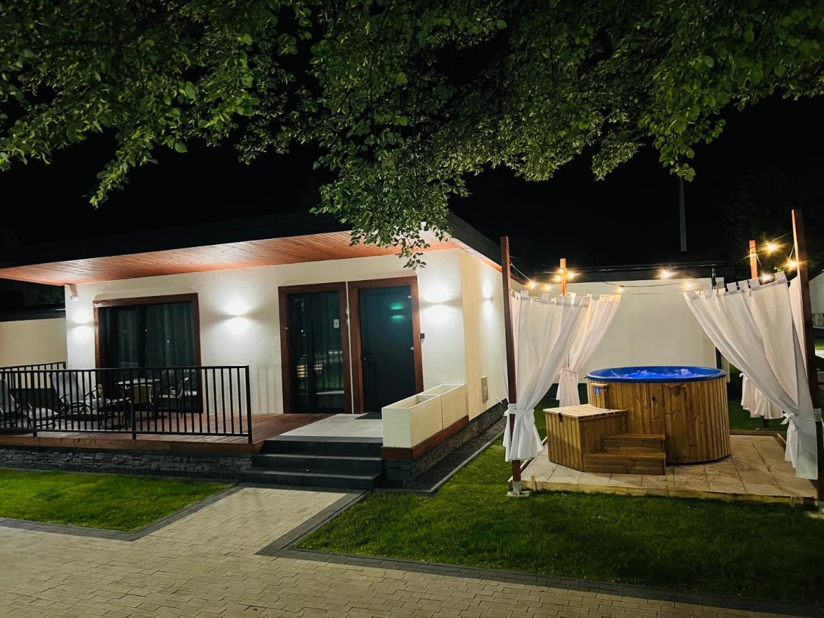 Wrzos Resort & Wellness **** Domki Caloroczne 文盖尔斯卡－古尔卡 外观 照片