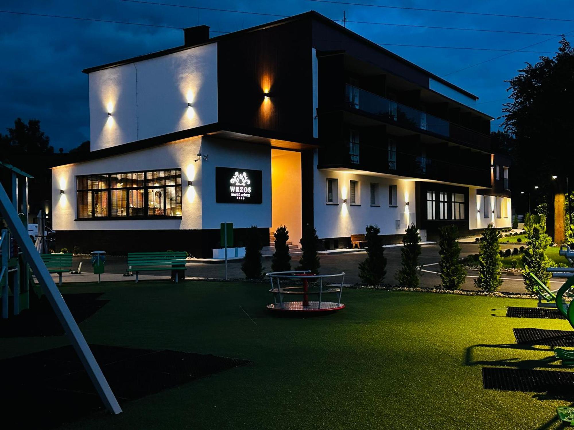 Wrzos Resort & Wellness **** Domki Caloroczne 文盖尔斯卡－古尔卡 外观 照片