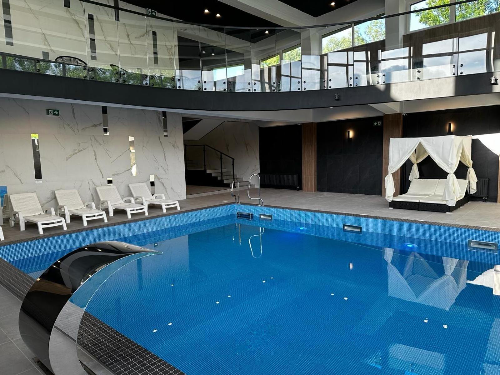 Wrzos Resort & Wellness **** Domki Caloroczne 文盖尔斯卡－古尔卡 外观 照片
