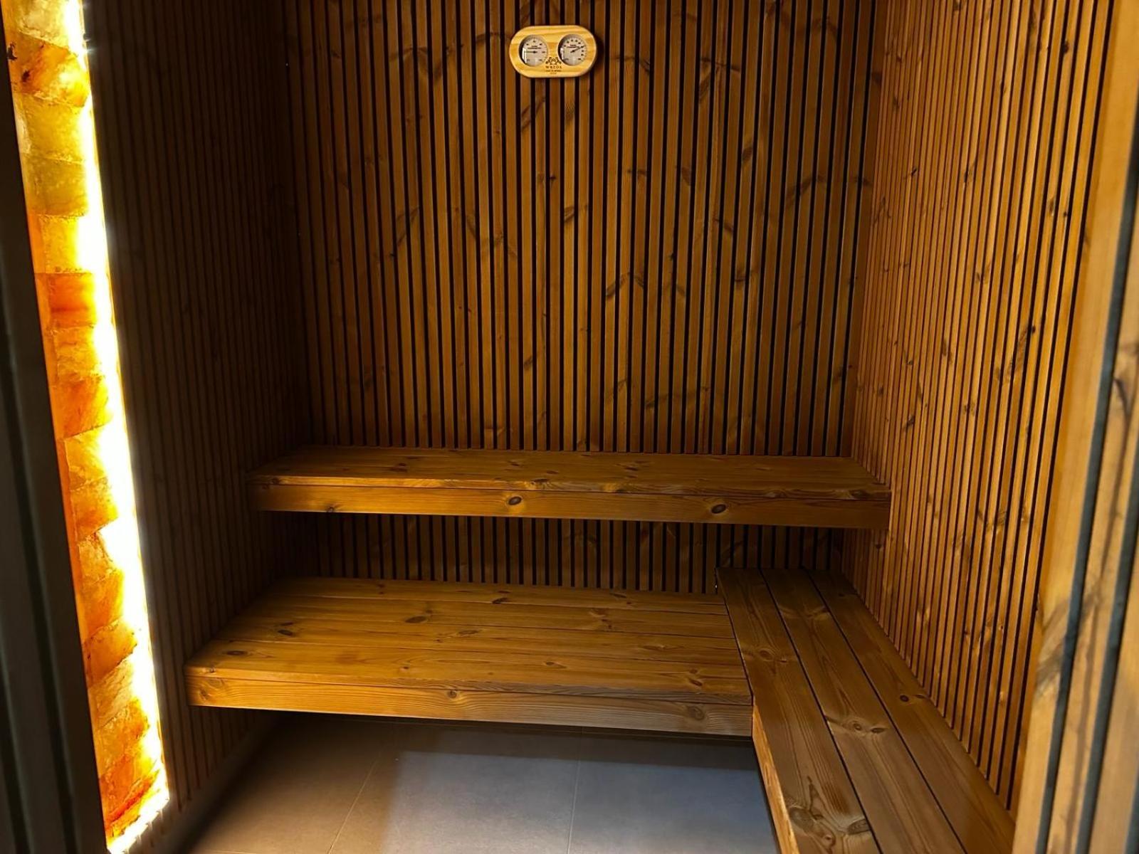 Wrzos Resort & Wellness **** Domki Caloroczne 文盖尔斯卡－古尔卡 外观 照片